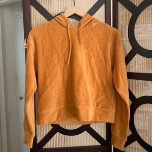 Cropped & Ribbed Forever 21 Sweater 🍊